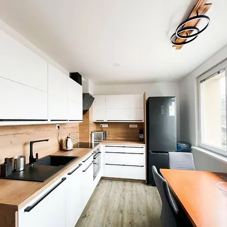 Apartament Krasny Zrekonstruovany 3+1 *